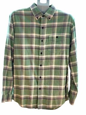 L.L.Bean Men’s Medium Slightly Fitted Green Plaid Button Front Shirt 100% Cotton
